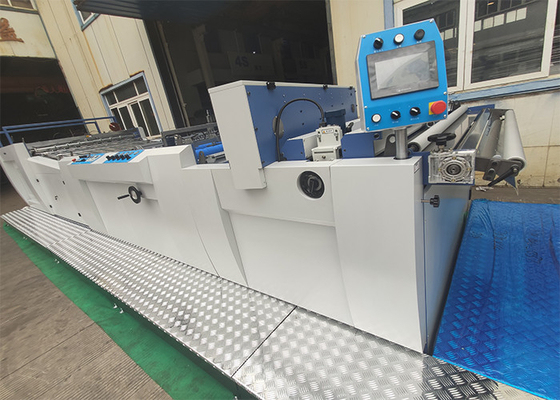 China Máquina de estratificação do filme térmico industrial bonde, sistema de estratificação automático fornecedor