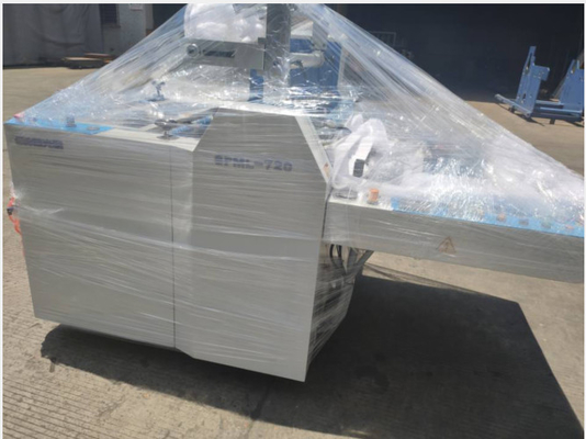 China Máquina semi automática da laminação da elevada precisão com dispositivos do corte fornecedor